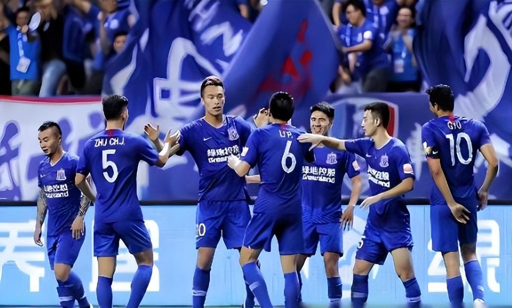 星空体育官方入口-申花为何要倒贴钱曾经的主力外援，引发球迷热议，都直言不可信